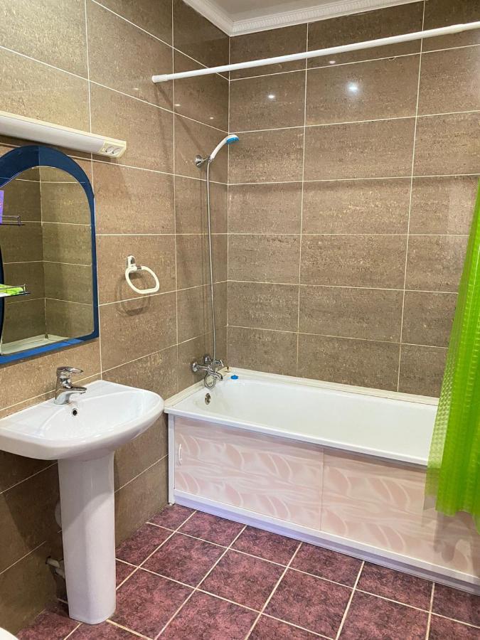 Victoria Hotel Aktau  Eksteriør bilde